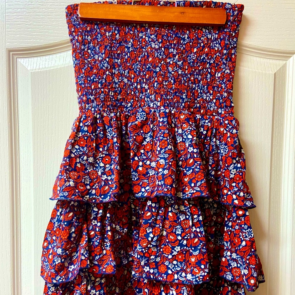 Old Navy Summer Ruffled Tier Dress, Size Med. - Picture 2 of 5